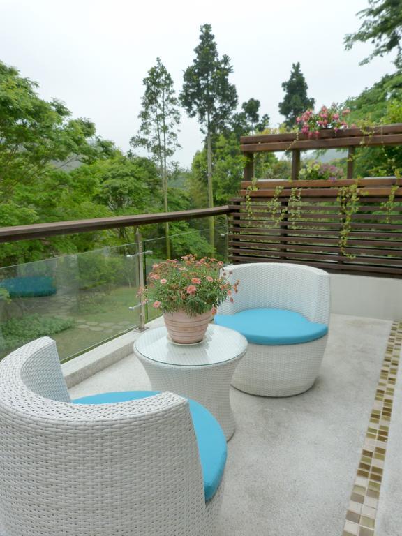 Around The Tree Manor Shitan Quarto foto